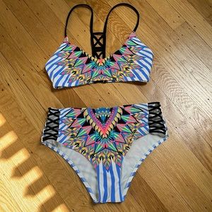 Body Glove size small bikini